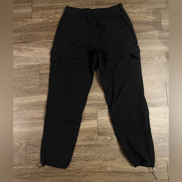 SOLD Athleta Trekkie Convertible Hike Pants 3-in-1 Black Size 12 / L - Picture 8 of 10